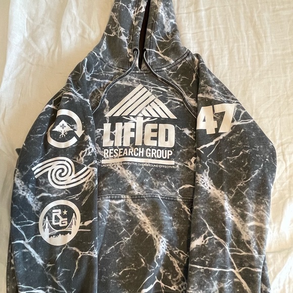 Lifted LRG group hoodie - Picture 3 of 3